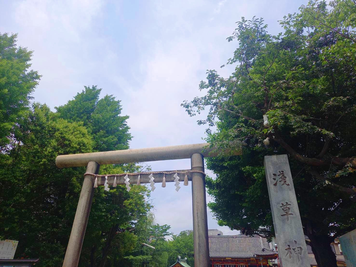 浅草神社より願いをこめて
